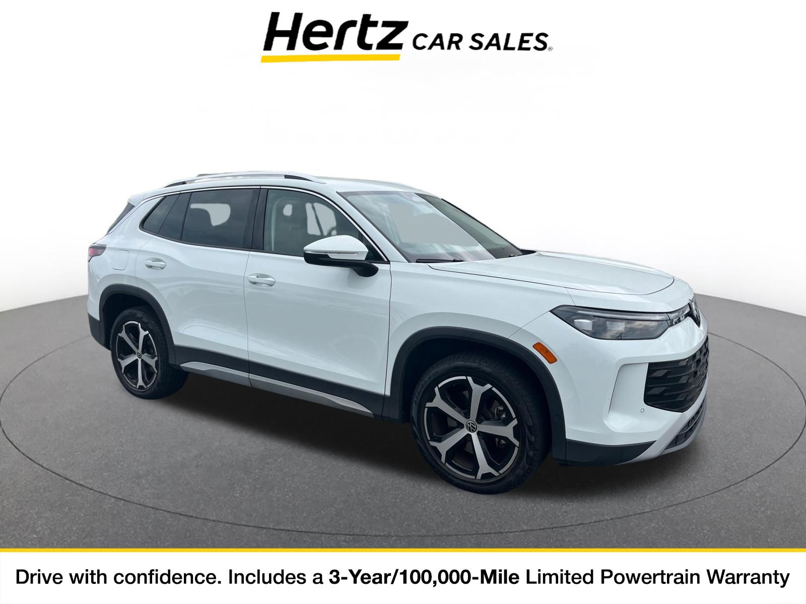 Used 2026 Volkswagen Tiguan SE AWD/4WD image 1