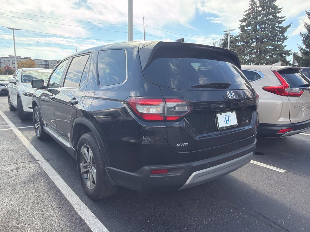 Used 2024 Honda Pilot EX-L image 2
