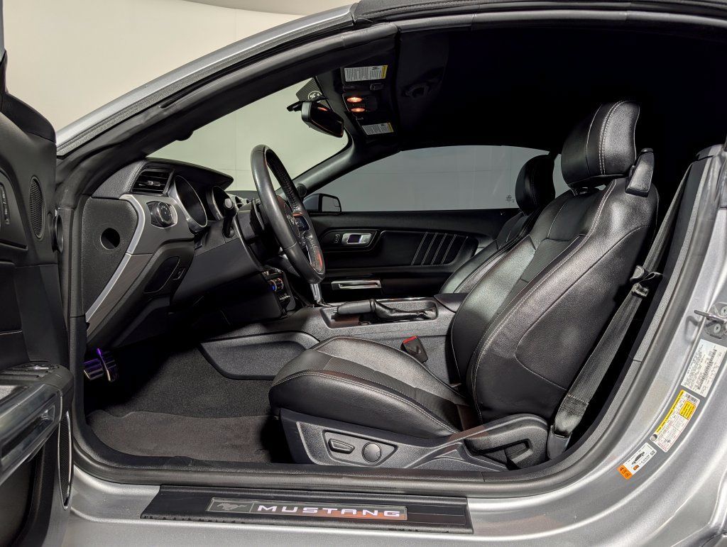 Used 2020 Ford Mustang GT Premium RWD image 10