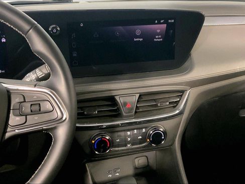 Used 2025 Buick Encore GX Preferred FWD image 6