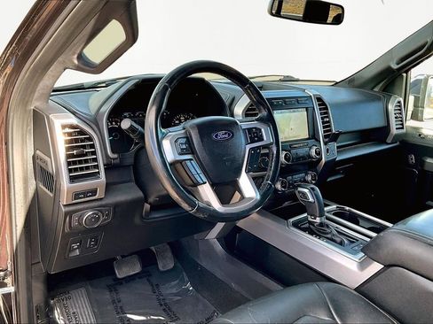 Used 2019 Ford F150 Platinum w/ Equipment Group 701A Luxury image 13