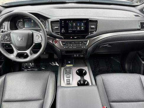 Used 2024 Honda Passport EX-L image 12