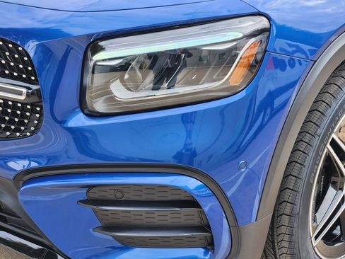 Used 2024 Mercedes-Benz GLB 250 GLB 250 image 8