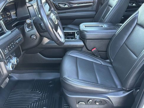 Used 2022 GMC Yukon Denali image 25
