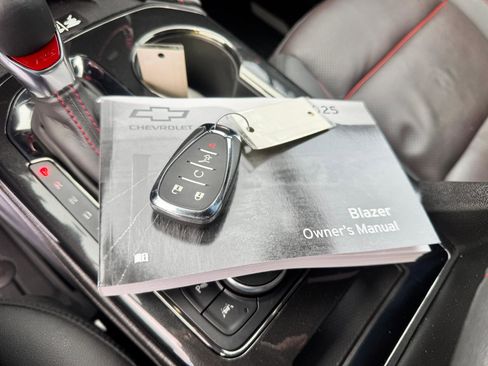 Used 2025 Chevrolet Blazer RS w/ Driver Confidence II Package image 44