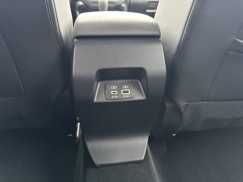 Used 2024 Subaru Crosstrek 2.0i Premium AWD/4WD image 20