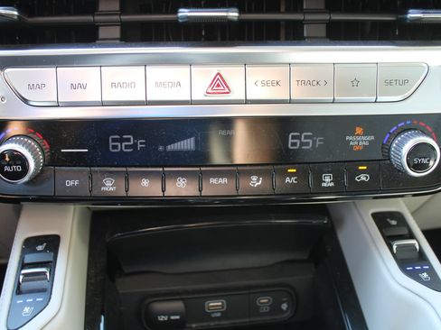 Certified 2023 Kia Telluride SX FWD image 50