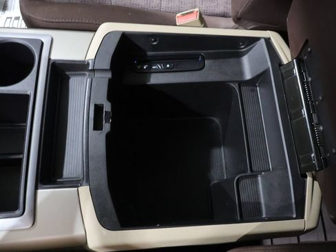 Used 2015 RAM 1500 Outdoorsman AWD/4WD image 30