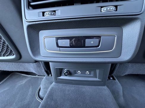 Used 2025 Audi Q7 3.0T Premium Plus image 36