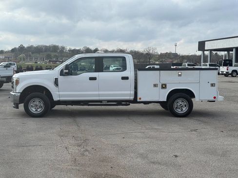 Used 2019 Ford F250 XL w/ Power Equipment Group image 9
