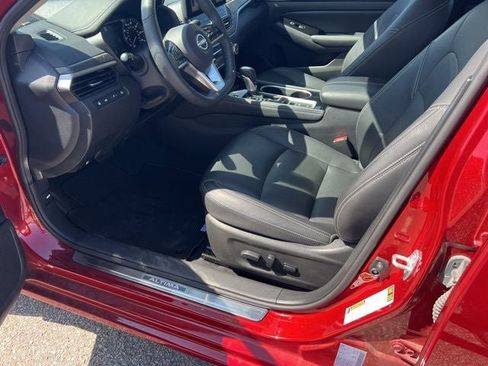 Used 2024 Nissan Altima 2.5 SL AWD/4WD image 12