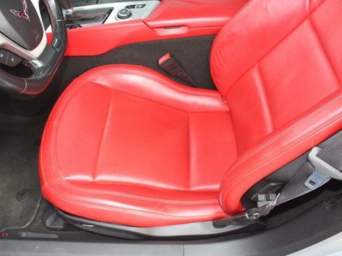 Used 2016 Chevrolet Corvette Stingray Convertible w/ 2LT Preferred Equipment Group image 18