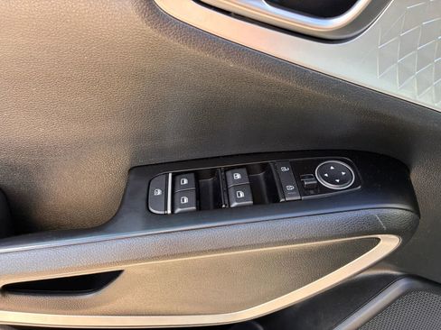 Used 2023 Kia Soul LX w/ Option Group 015 image 18