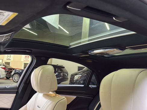 Used 2015 Mercedes-Benz S 63 AMG 4MATIC Sedan image 15