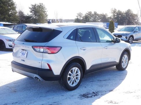 Certified 2020 Ford Escape SE image 5