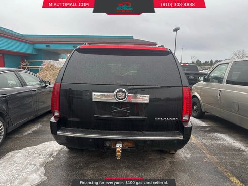 Used 2008 Cadillac Escalade AWD image 5