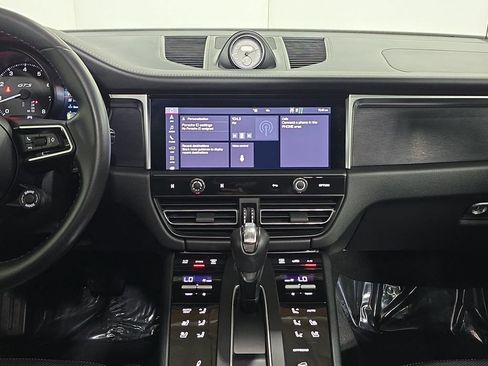 Certified 2023 Porsche Macan GTS AWD/4WD image 16