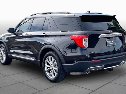 Used 2020 Ford Explorer XLT w/ Equipment Group 202A image 11