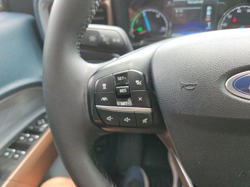 Used 2024 Ford Maverick Lariat FWD image 23