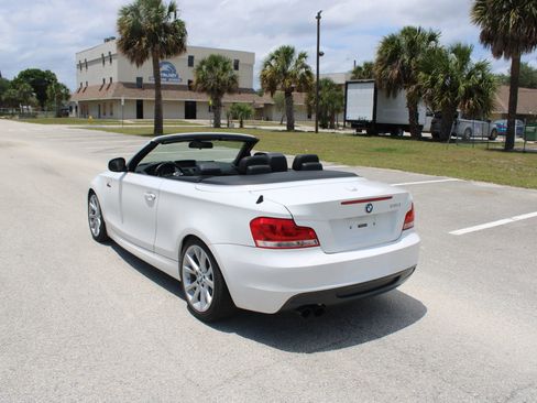 Used 2013 BMW 135i Convertible RWD image 24