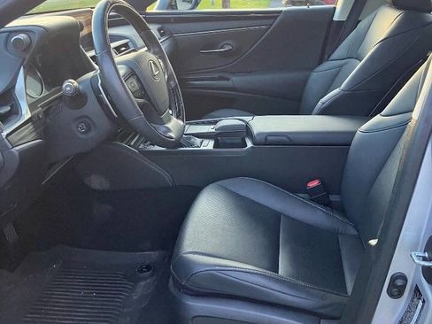 Used 2019 Lexus ES 350 Luxury 4dr Sedan image 8