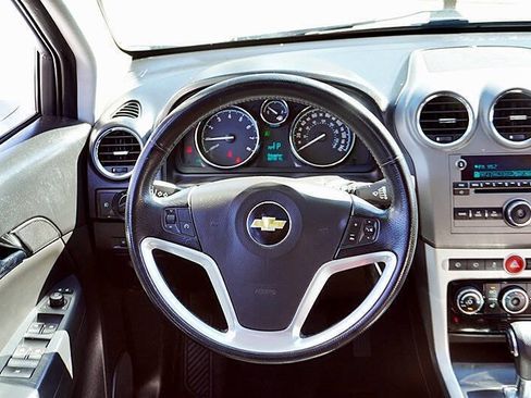 Used 2013 Chevrolet Captiva Sport LTZ image 21