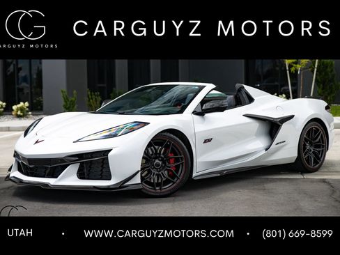 Used 2023 Chevrolet Corvette Z06 RWD image 1