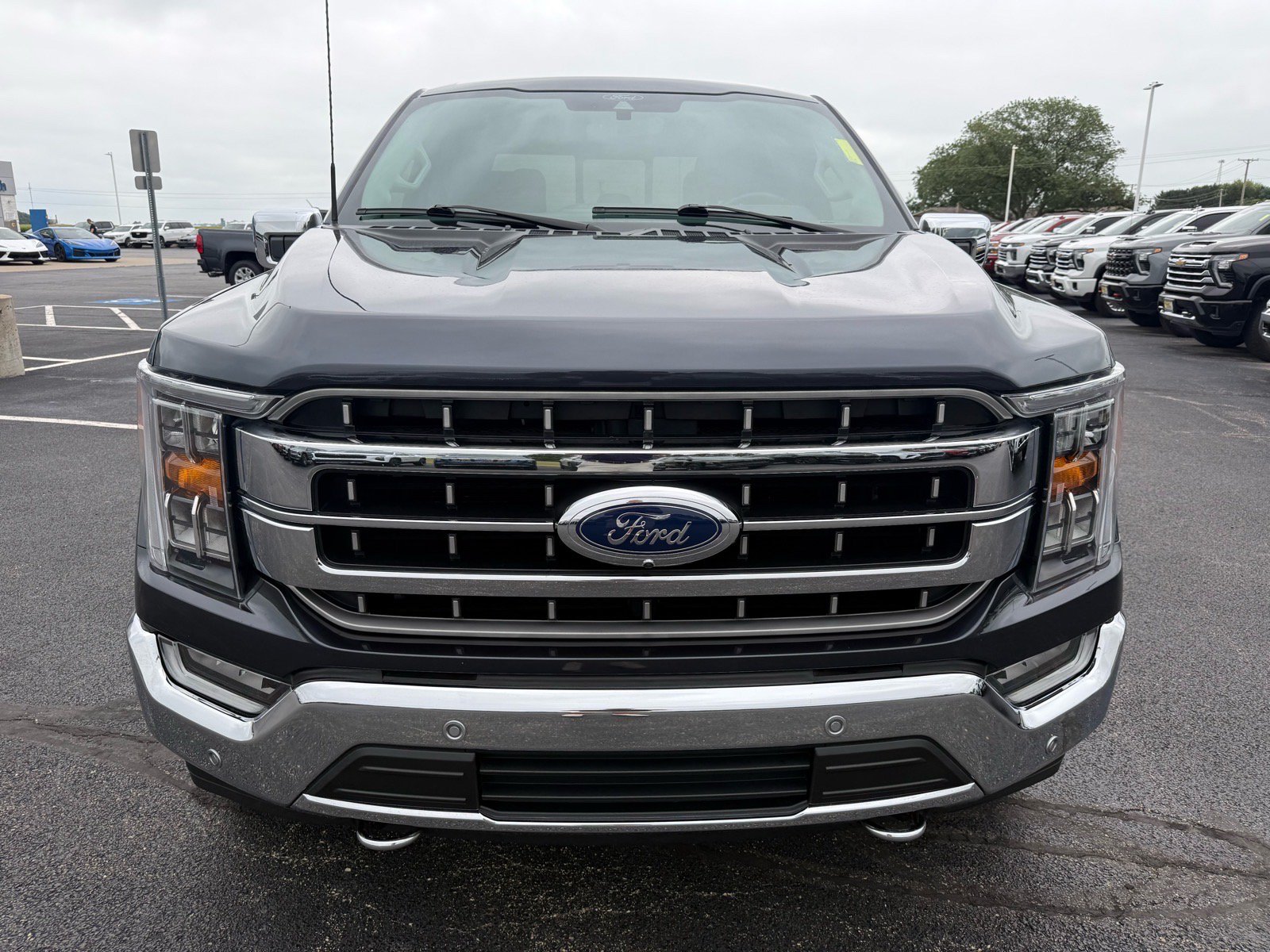 Used 2021 Ford F150 Lariat AWD/4WD image 9