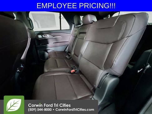 New 2026 Ford Explorer Platinum AWD/4WD image 30