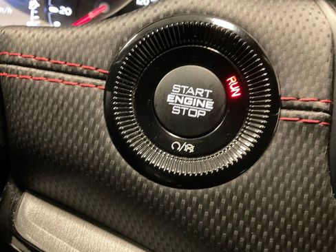 Used 2024 Jeep Compass Trailhawk image 17