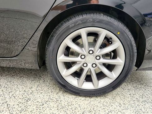 Used 2021 Acura TLX FWD image 9