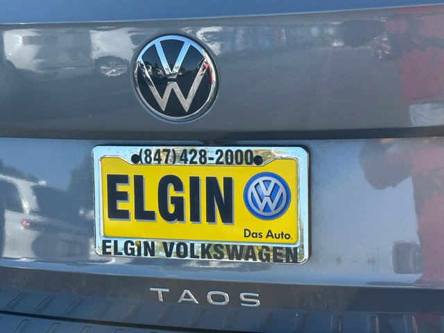 Used 2023 Volkswagen Taos SE w/ Panoramic Sunroof Package AWD/4WD image 16