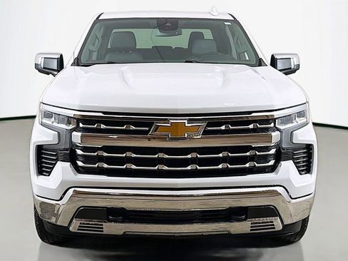 Used 2024 Chevrolet Silverado 1500 LTZ image 10