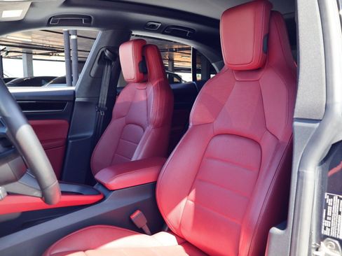 Certified 2024 Porsche Macan 4 Electric w/ Premium Package AWD/4WD image 5
