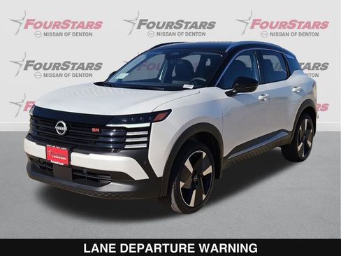 New 2026 Nissan Kicks SR w/ SR Premium Package FWD image 9