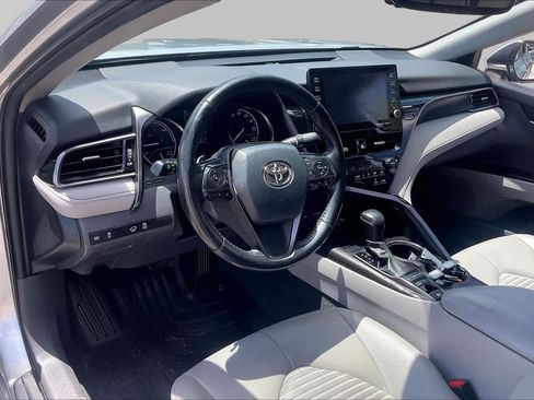 Used 2022 Toyota Camry SE w/ Audio Upgrade Package FWD image 17