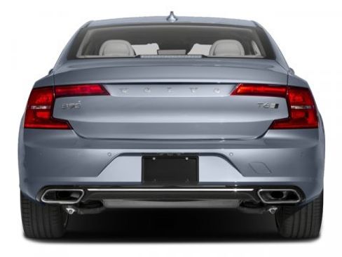 Used 2017 Volvo S90 T5 Momentum w/ Vision Package image 5