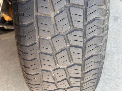 Used 2018 Nissan Frontier Desert Runner image 3