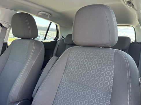 Used 2020 Chevrolet Trax LS FWD image 22
