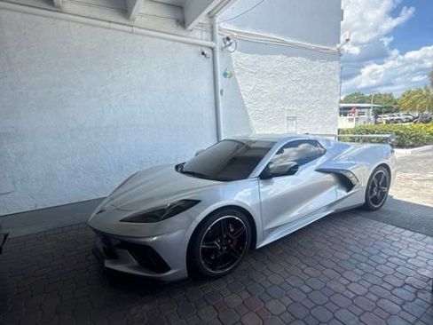 Used 2020 Chevrolet Corvette Stingray Premium Conv w/ 3LT Preferred Equipment Group RWD image 9