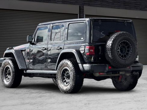 Used 2019 Jeep Wrangler Unlimited Rubicon AWD/4WD image 6