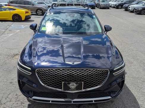 Used 2023 Genesis GV70 2.5T AWD/4WD image 3