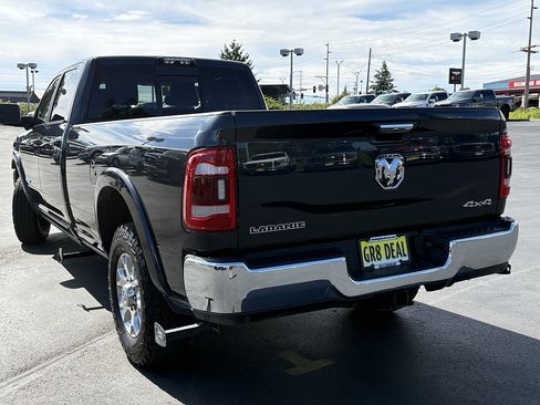 Used 2019 RAM 3500 Laramie AWD/4WD image 9