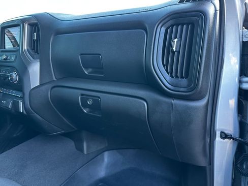 Used 2022 Chevrolet Silverado 1500 Custom image 40