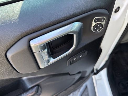 Used 2021 Jeep Wrangler Rubicon image 12