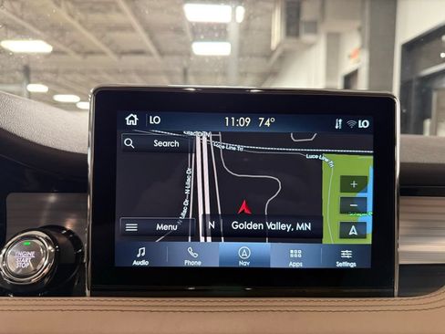 Used 2021 Lincoln Corsair AWD image 12