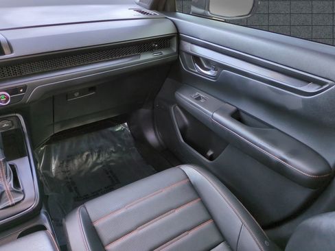Used 2025 Honda CR-V Sport-L image 17