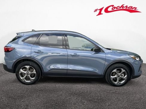 Used 2025 Ford Escape ST-Line w/ Cold Weather Package AWD/4WD image 7