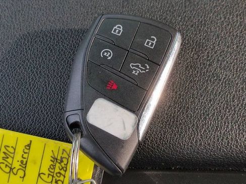 Used 2024 GMC Sierra 1500 Elevation AWD/4WD image 28