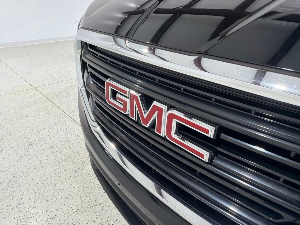 Used 2021 GMC Terrain SLE w/ Driver Convenience Package AWD/4WD image 28